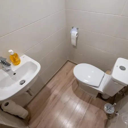 New!!!townhouse Three Floors!!!
