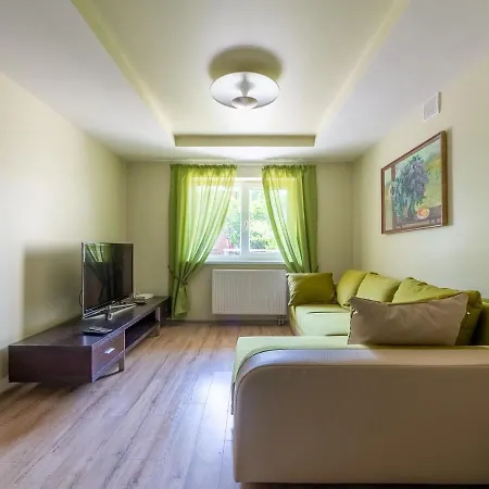 Apartment New!!!townhouse Three Floors!!! *
